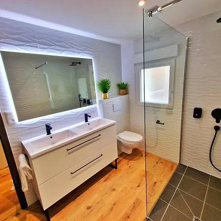 Relax Spa-4 Pers-jacuzzi-parking-jardin-clim-colmar * Muntzenheim