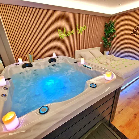 Relax Spa-4 Pers-jacuzzi-parking-jardin-clim-colmar Muntzenheim