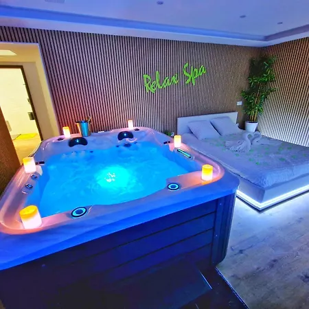 Relax Spa-4 Pers-jacuzzi-parking-jardin-clim-colmar
