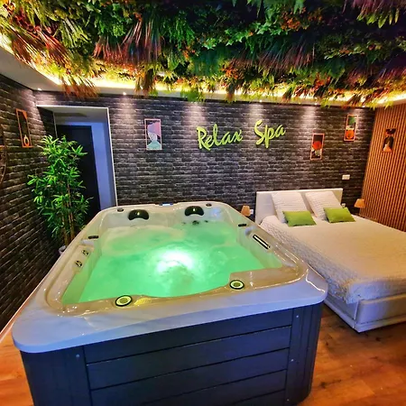 Relax Spa-4 Pers-jacuzzi-parking-jardin-clim-colmar *